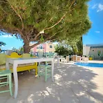 玛丽莉亚乡村酒店 4* Agios Georgios (Santorini)