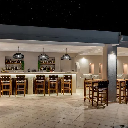 Aparthotel Marillia Village 4*