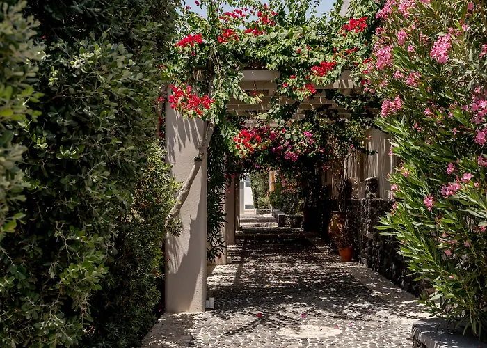 Aparthotel Marillia Village 4*