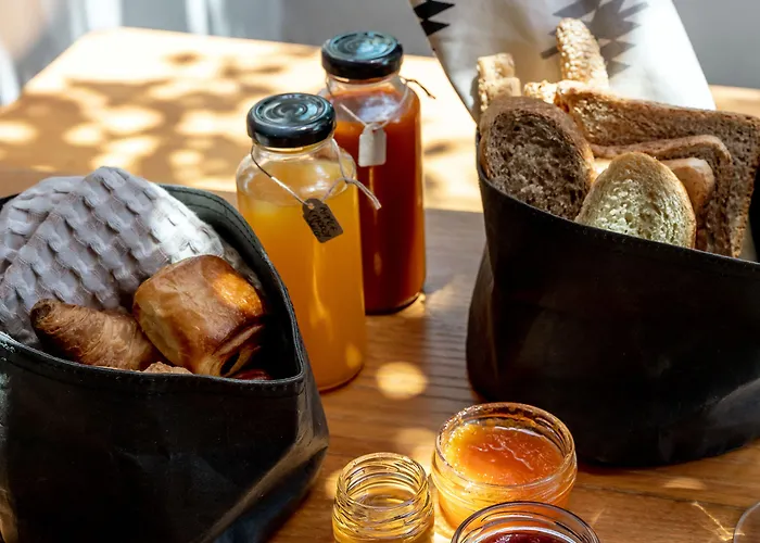 Aparthotel Marillia Village Agios Georgios (Santorini)