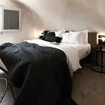 Lägenhetshotell Marillia Village 4*