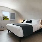 Апарт-отель Marillia Village Agios Georgios (Santorini)