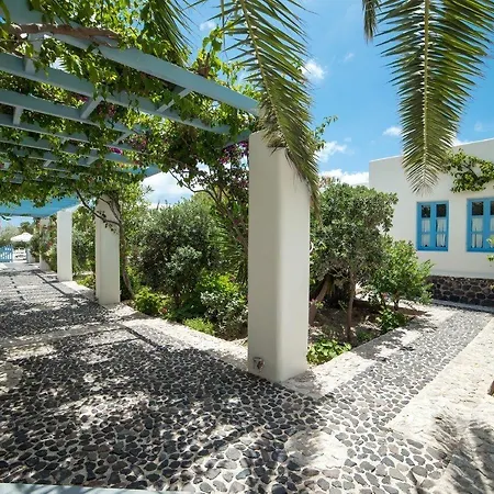 Marillia Village מלון דירות