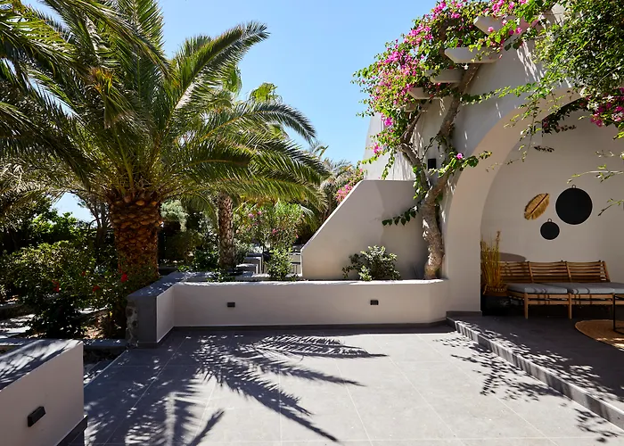 Marillia Village Апарт-отель Agios Georgios (Santorini)