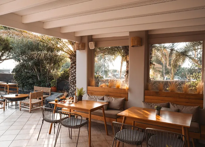 Marillia Village Апарт-отель 4*