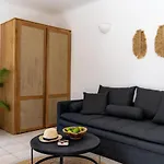 Marillia Village Aparthotel